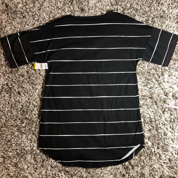 NWT OVERSIZED MONDAY GO AWAY OVERSIZED SLEEP SHIRT - Picture 9 of 10